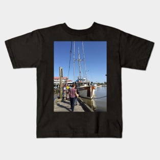 Sunday Shopping on Fisherman's Wharf Kids T-Shirt